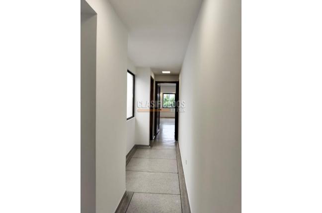 Oficinas y Consultorios, Alquiler en Pereira