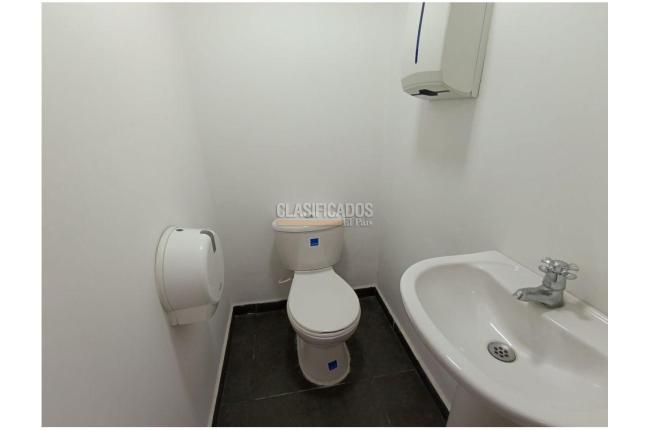 Oficinas y Consultorios, Venta, Santa Mónica Residencial - $950.000.000