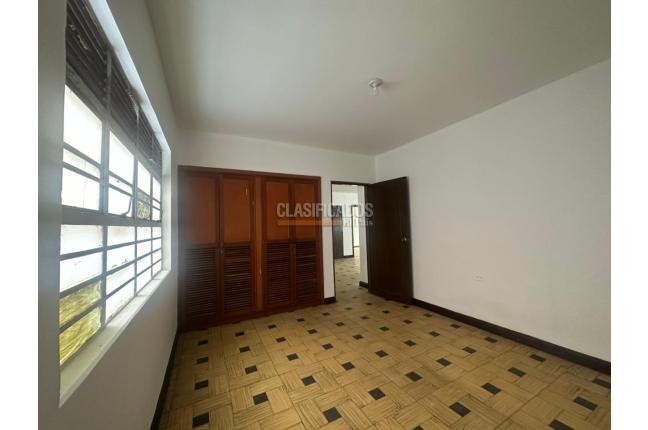 Edificios, Venta, Granada - $1.200.000.000