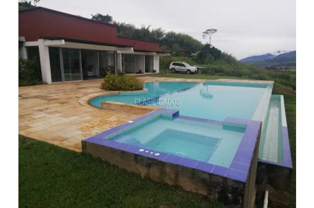 Fincas y Casas Campestres, Venta, Calima (Darién) - $2.500.000.000