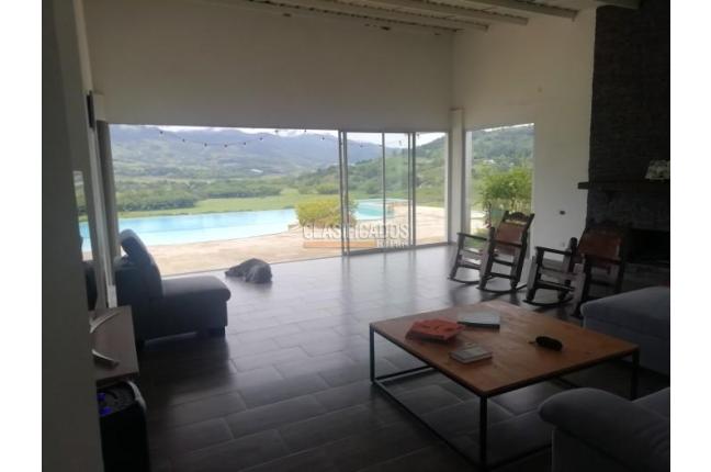 Fincas y Casas Campestres, Venta, Calima (Darién) - $2.500.000.000