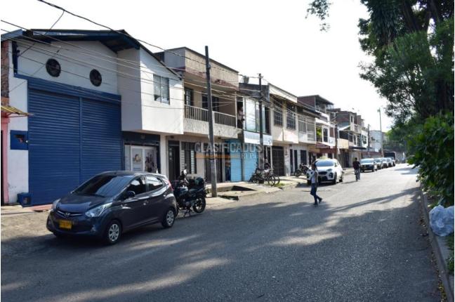 Locales y Bodegas, Venta, Manzanares - $620.000.000