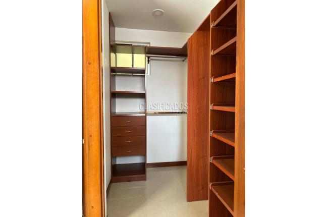 Apartamentos, Venta, Cristales - $650.000.000