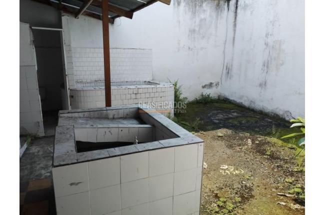 Oficinas y Consultorios, Venta, Buga - $1.293.000.000