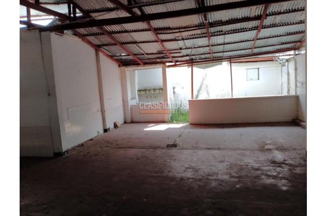 Oficinas y Consultorios, Venta, Buga - $1.293.000.000