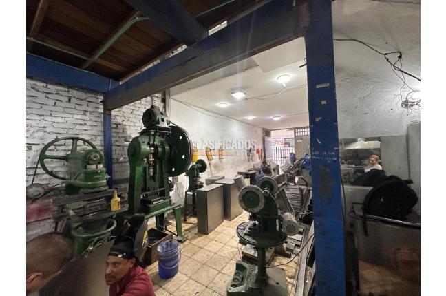 Locales y Bodegas, Venta, San Nicolás - $750.000.000