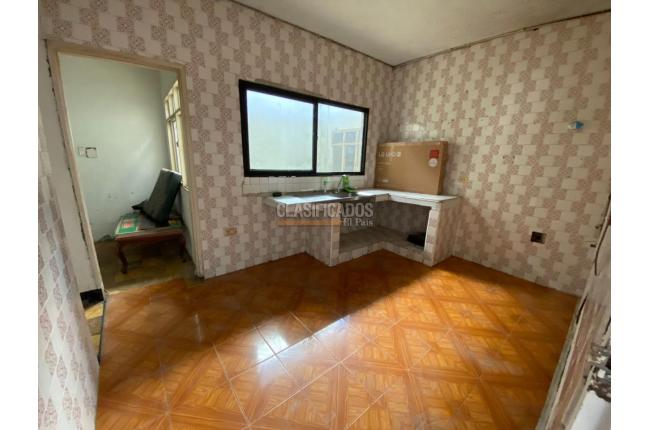 Casas, Venta, Cristóbal Colón - $750.000.000