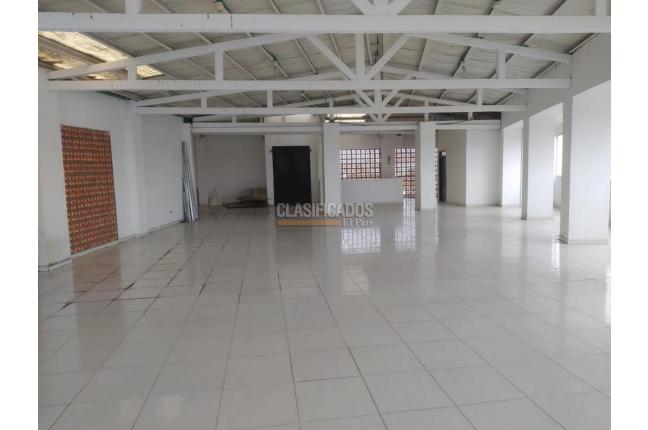 Locales y Bodegas, Alquiler, La Floresta - $3.800.000