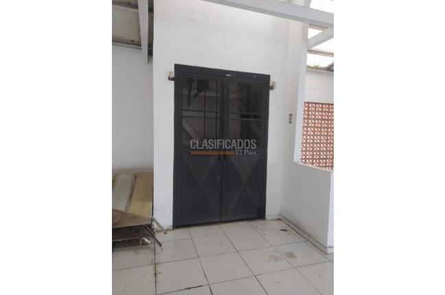 Locales y Bodegas, Alquiler, La Floresta - $3.800.000