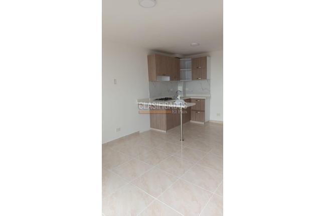 Apartamentos, Alquiler, Ciudad 2.000 - $1.300.000
