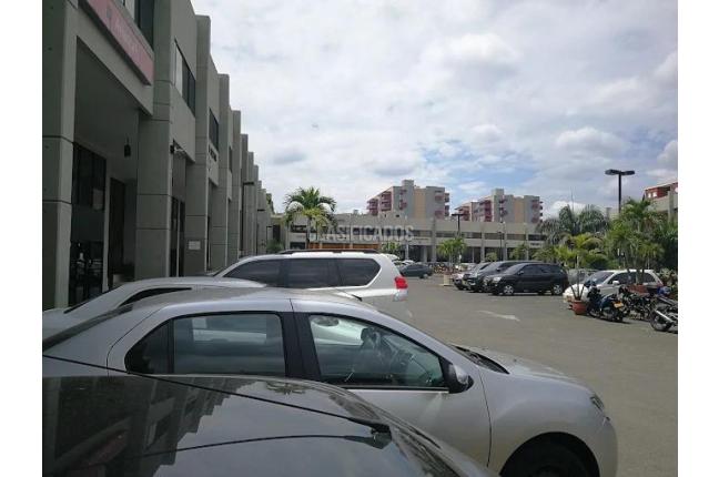 Oficinas y Consultorios, Alquiler, La Flora - $18.900.000