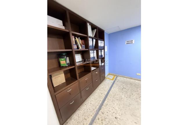 Edificios, Venta, Popular - $900.000.000