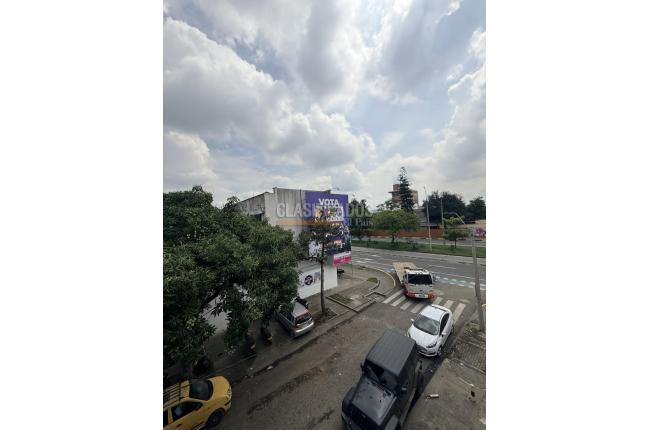 Edificios, Venta, Popular - $900.000.000