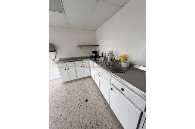 Edificios, Venta, Popular - $900.000.000