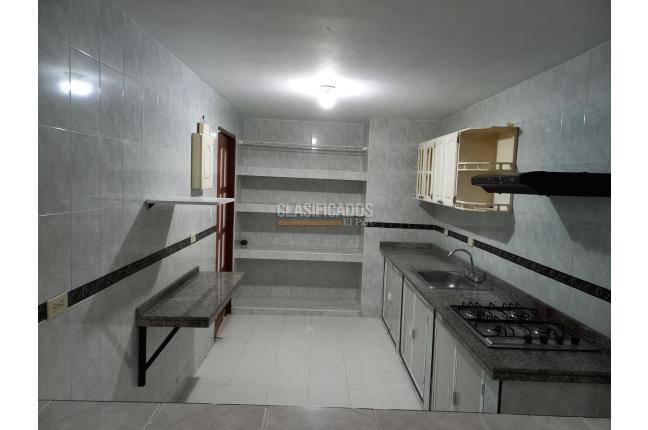 Casas, Alquiler, Ciudad Capri - $4.500.000