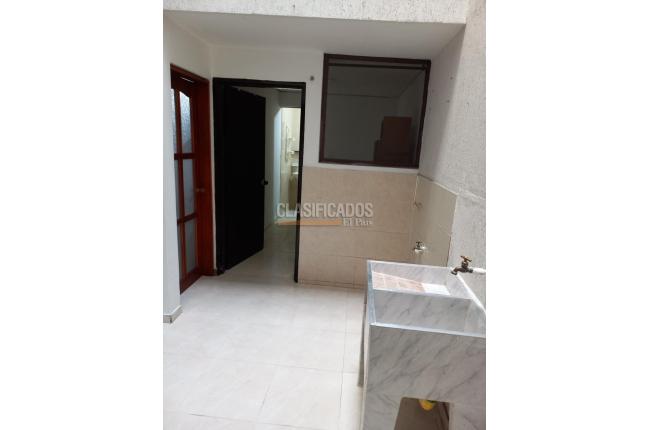 Casas, Alquiler, Ciudad Capri - $4.500.000