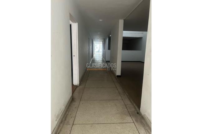 Locales y Bodegas, Alquiler, Versalles - $11.000.000