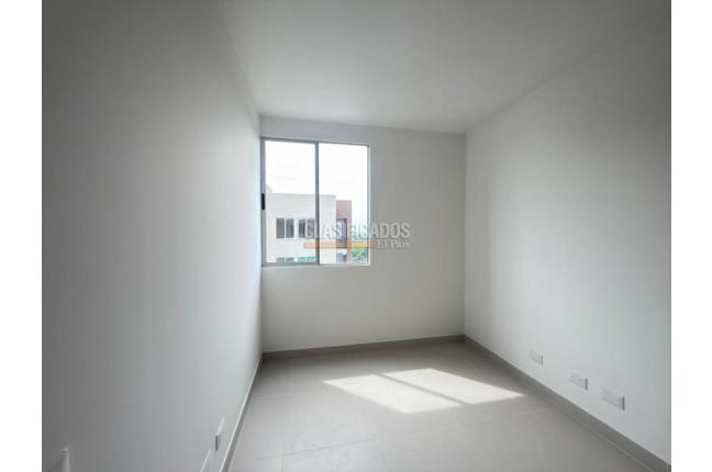 Apartamentos, Alquiler, Ciudad Pacifica - $2.500.000