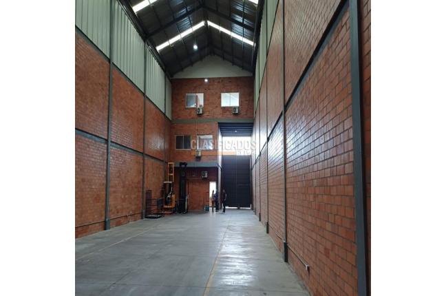 Locales y Bodegas, Alquiler, Yumbo - $11.992.500