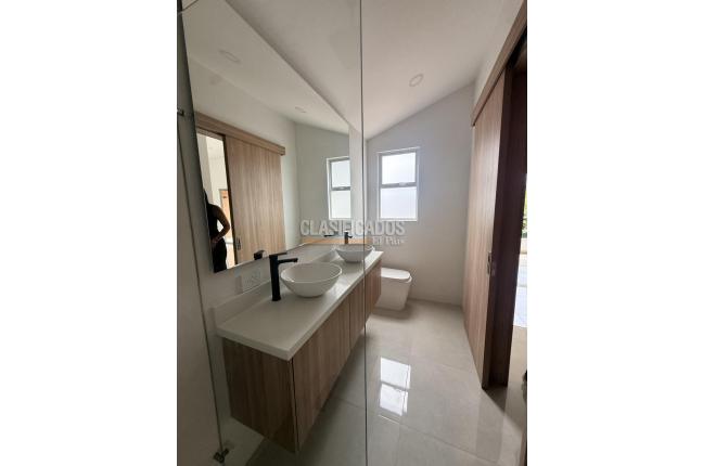 Casas, Alquiler en Pance