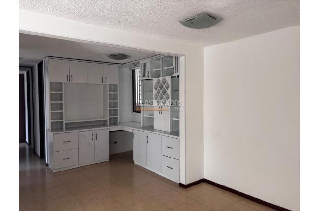 Apartamentos, Alquiler en Torres de San Joaquín