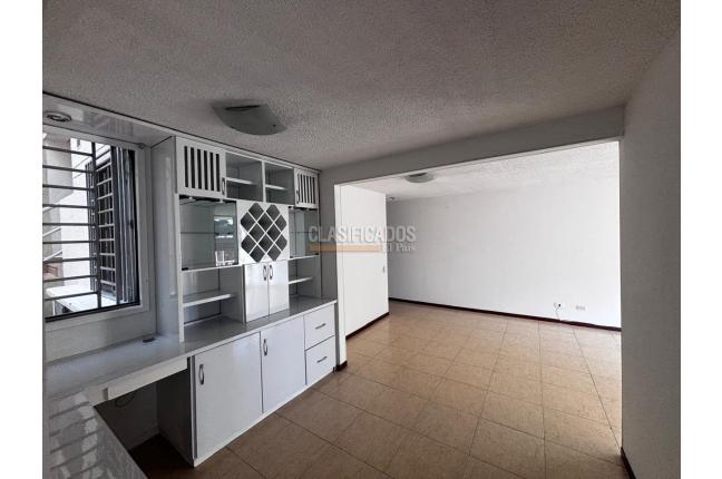 Apartamentos, Alquiler, Torres de San Joaquín - $2.500.000
