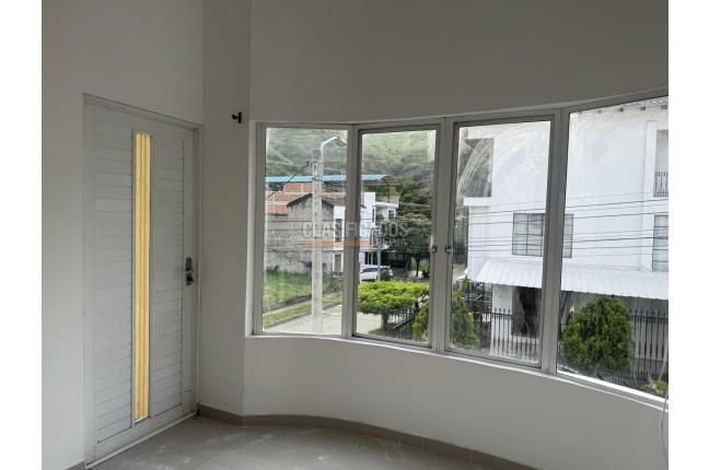 Apartamentos, Alquiler, El Bosque - $1.800.000