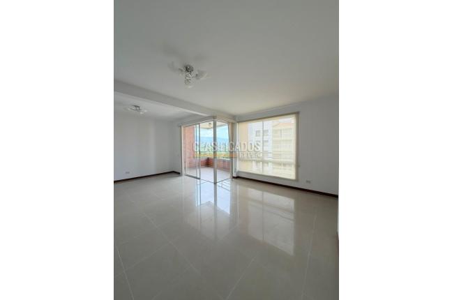 Apartamentos, Venta en Pance