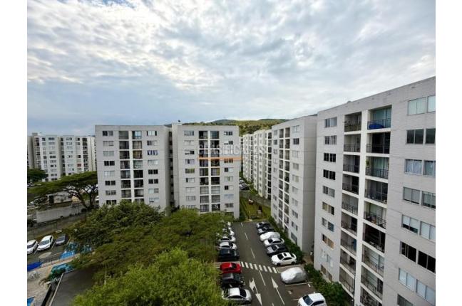 Apartamentos, Venta en Yumbo