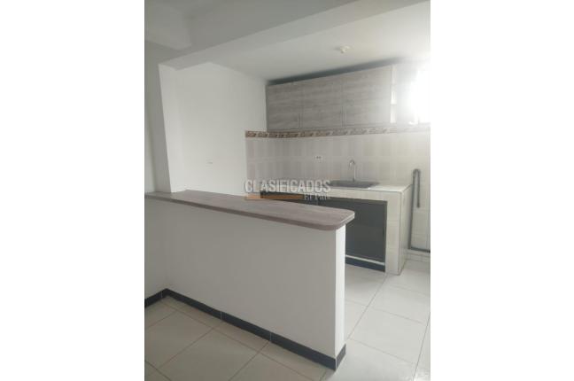 Apartamentos, Alquiler, Junín - $950.000