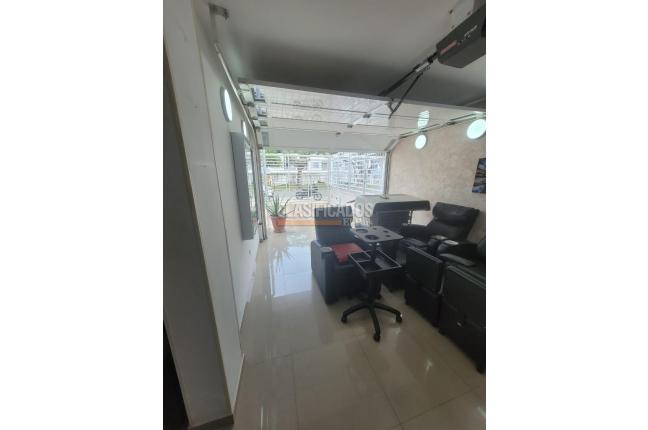 Casas, Venta, Caney - $700.000.000