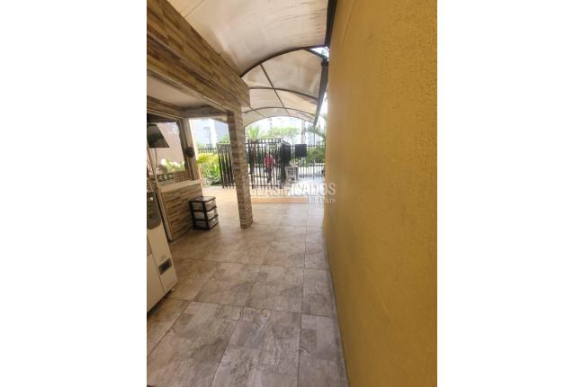 Apartamentos, Venta en Valle del Lili