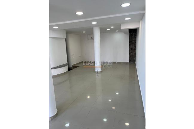 Locales y Bodegas, Alquiler, Ciudad Jardín - $2.800.000