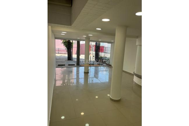 Locales y Bodegas, Alquiler, Ciudad Jardín - $2.800.000