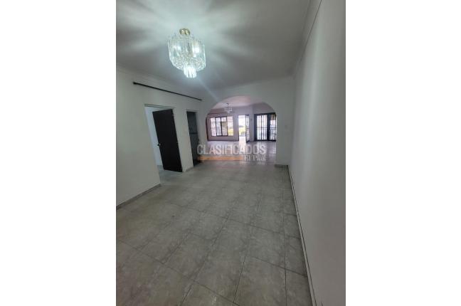 Casas, Alquiler, El Jardín - $1.800.000