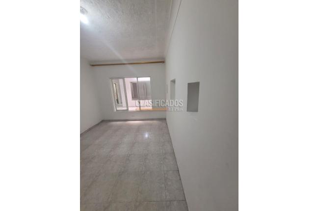 Casas, Alquiler, El Jardín - $1.800.000