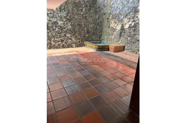 Casas, Alquiler, Santa Rita - $4.500.000