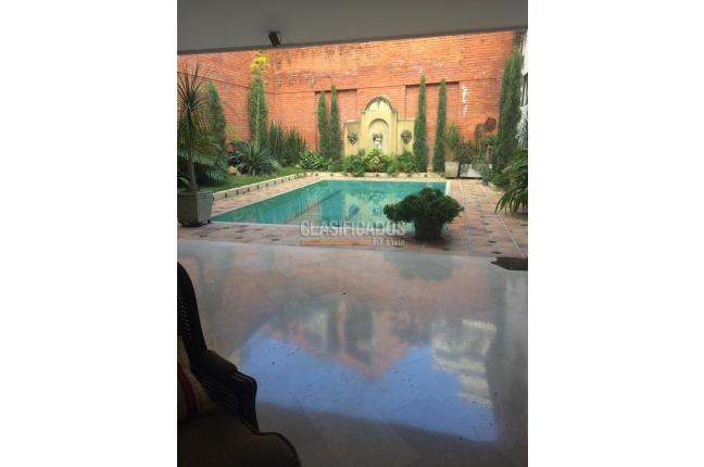 Casas, Alquiler en Santa Rita