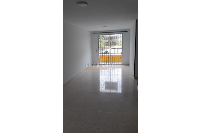 Apartamentos, Alquiler, Terrón Colorado - $1.400.000