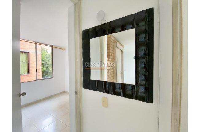 Apartamentos, Alquiler, Santa Elena - $720.000