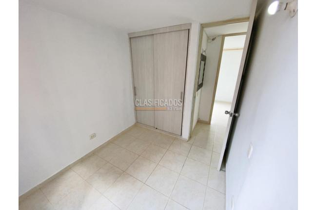 Apartamentos, Alquiler, Santa Elena - $720.000
