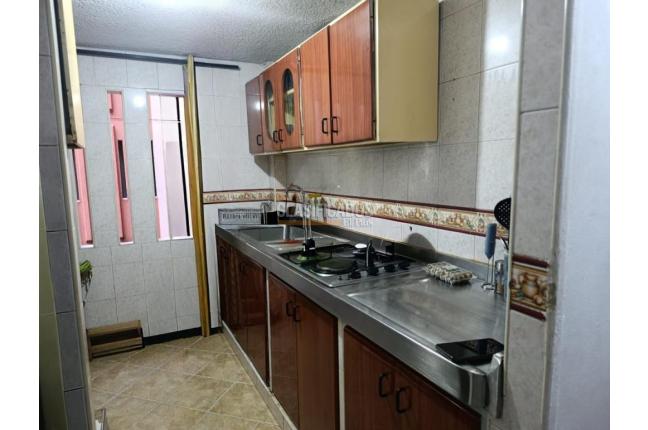 Apartamentos, Venta, Cañaverales - $185.000.000