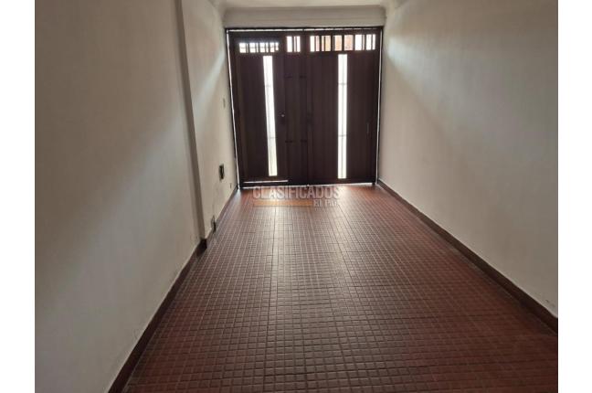 Casas, Venta, Bretaña - $387.000.000