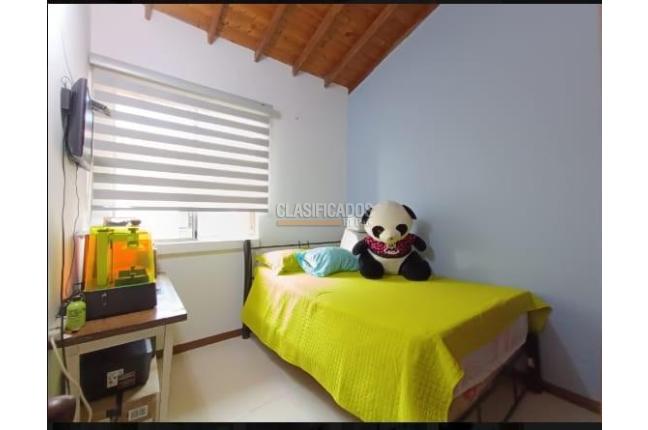 Apartamentos, Venta, Primero de Mayo - $235.000.000