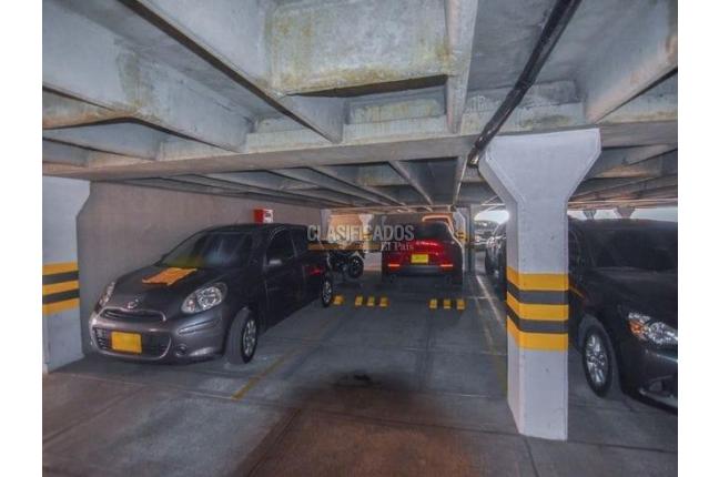 Apartamentos, Venta, Primero de Mayo - $235.000.000