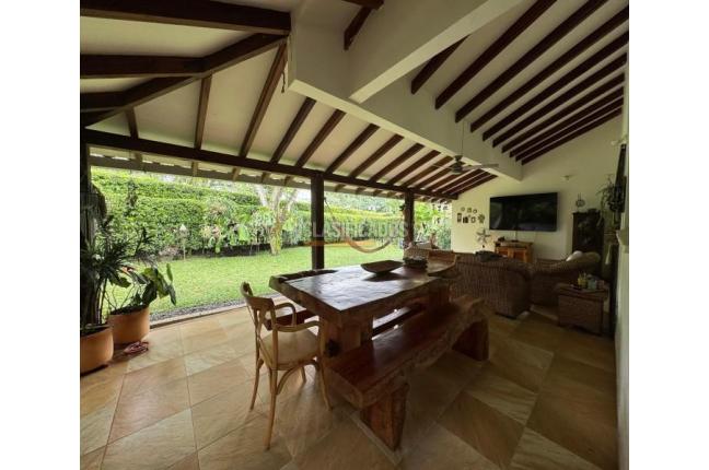 Casas, Alquiler en Pance