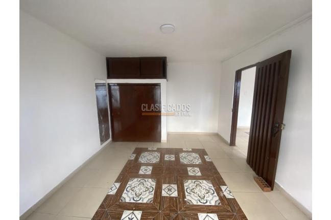 Apartaestudios, Alquiler en Santa Elena