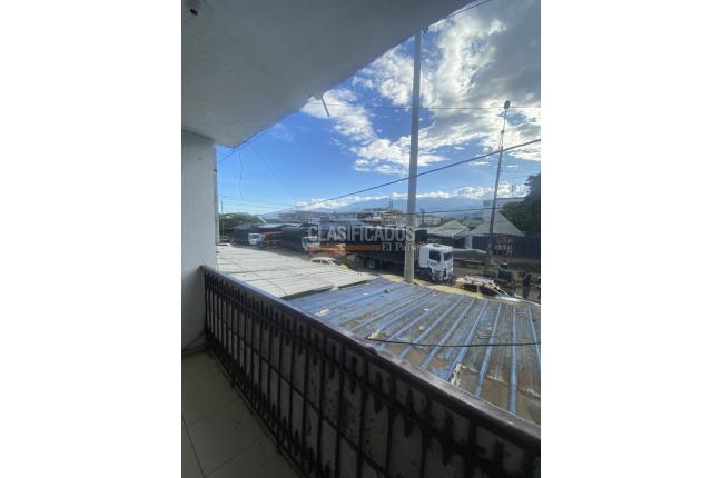 Apartaestudios, Alquiler, Santa Elena - $600.000