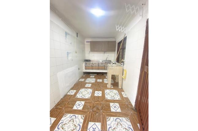 Apartaestudios, Alquiler, Santa Elena - $600.000