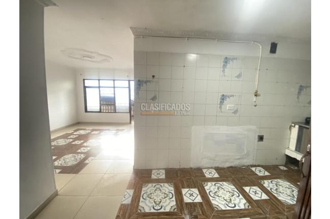 Apartaestudios, Alquiler, Santa Elena - $600.000